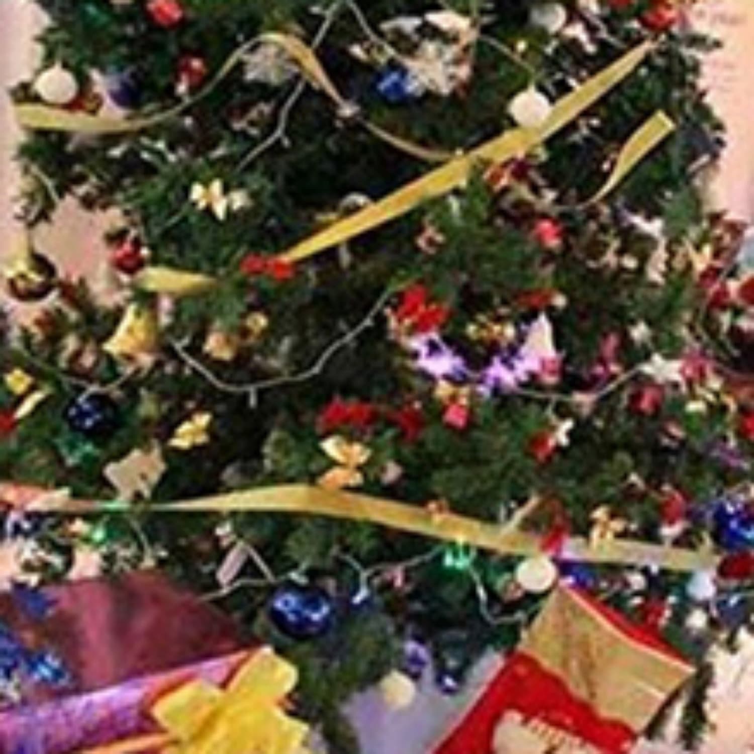 Geschenkbänder in Gold und Silber