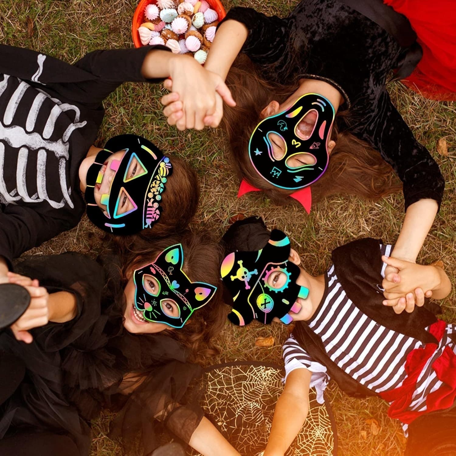 Halloween-Kratzbilder-Masken