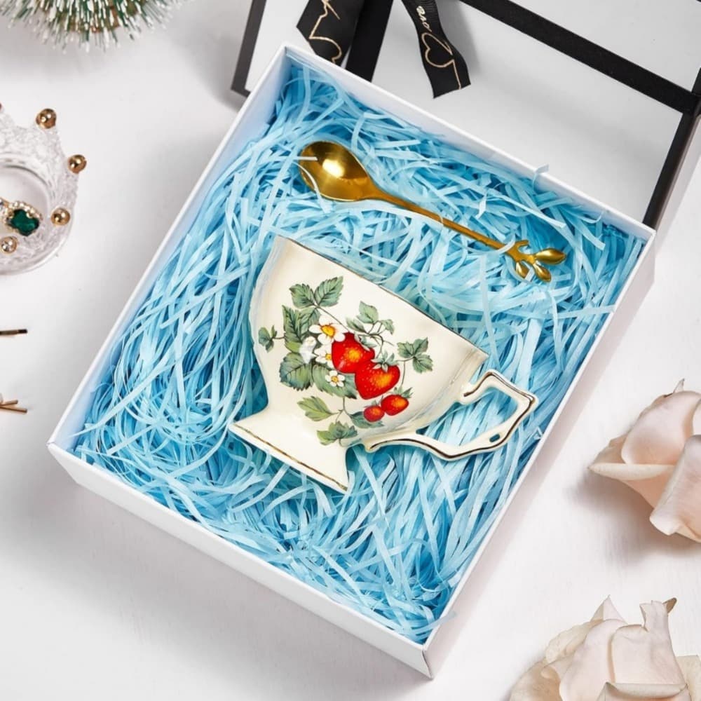 Papierschnipsel für Geschenkboxen