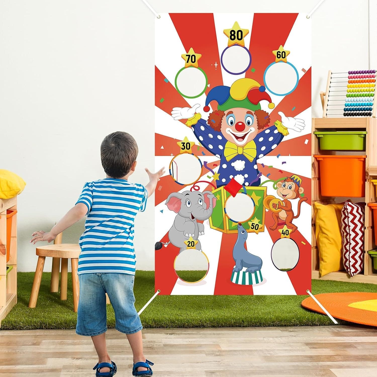 Wurfspiel mit Banner und Säckchen